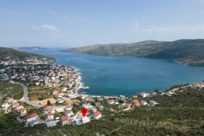 Family friendly apartments with a swimming pool Poljica, Trogir - 21592